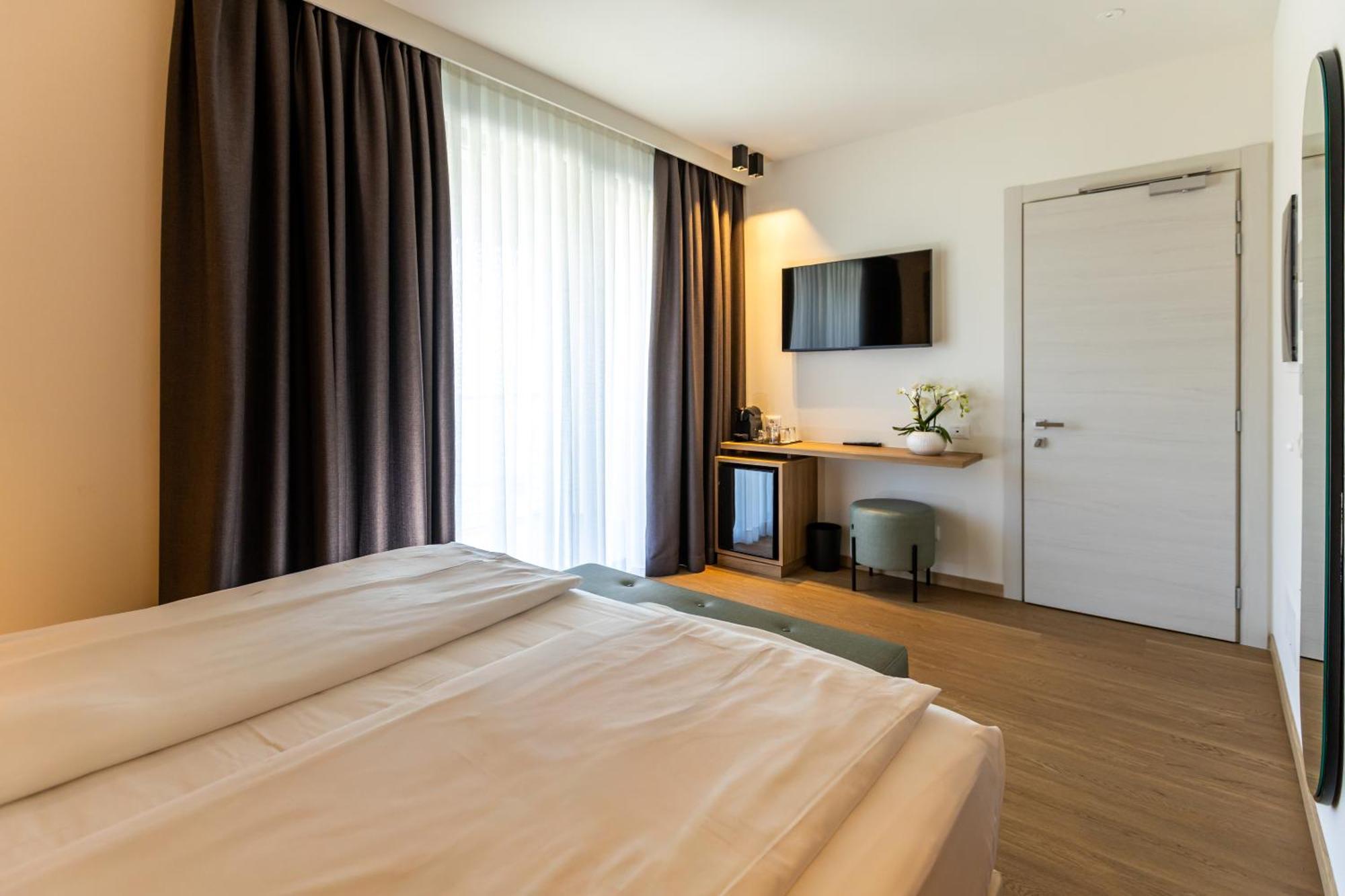 Hotel Europa Σιρμιόνε Εξωτερικό φωτογραφία